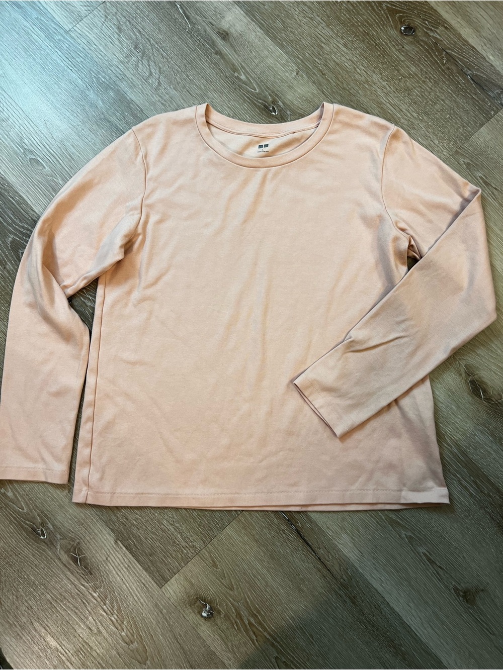 Uniqlo Soft Peach Long Sleeve Tee